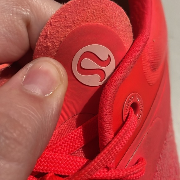 Lululemon Women’s Blissfeel2 Solar Orange Flare Light Vapor - Picture 3 of 15